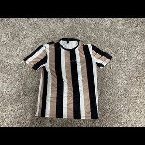 Mens Small Lightweight Tee